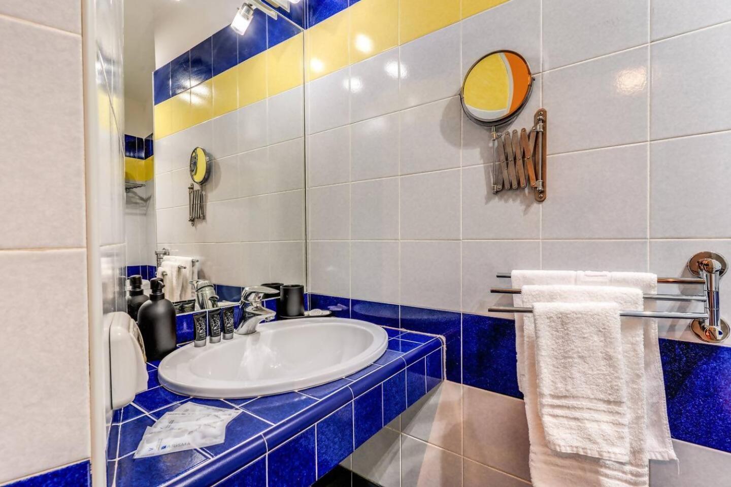 Splendid Flat On The Tiber River Рим Экстерьер фото