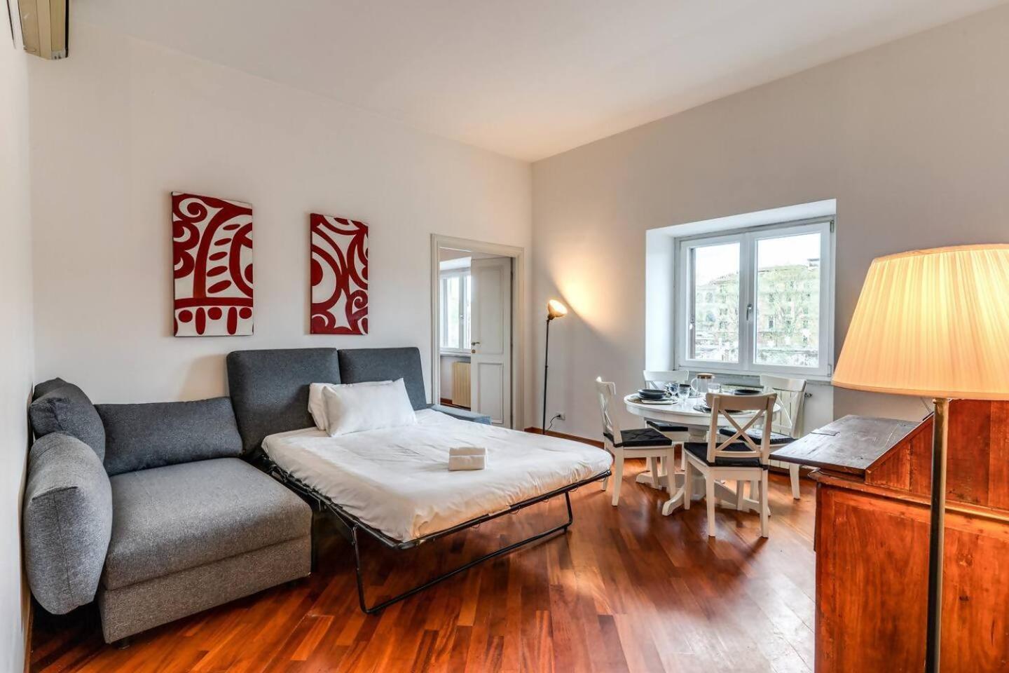 Splendid Flat On The Tiber River Рим Экстерьер фото